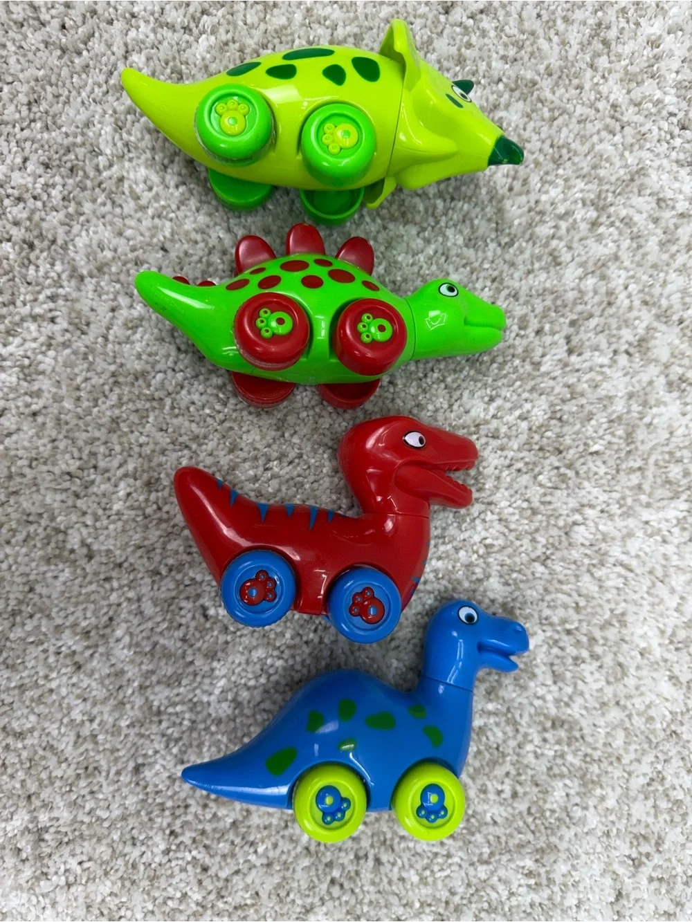 3 Bees & Me Dinosaur Car Toys Brontosaurus T-Rex Triceratops Stegosaurus Cars